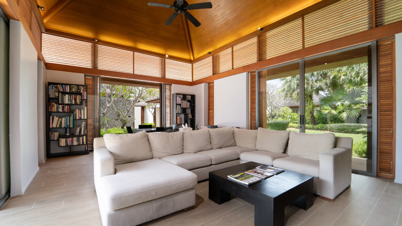Living pavilion, six-bedroom beachfront estate, Natai Beach
