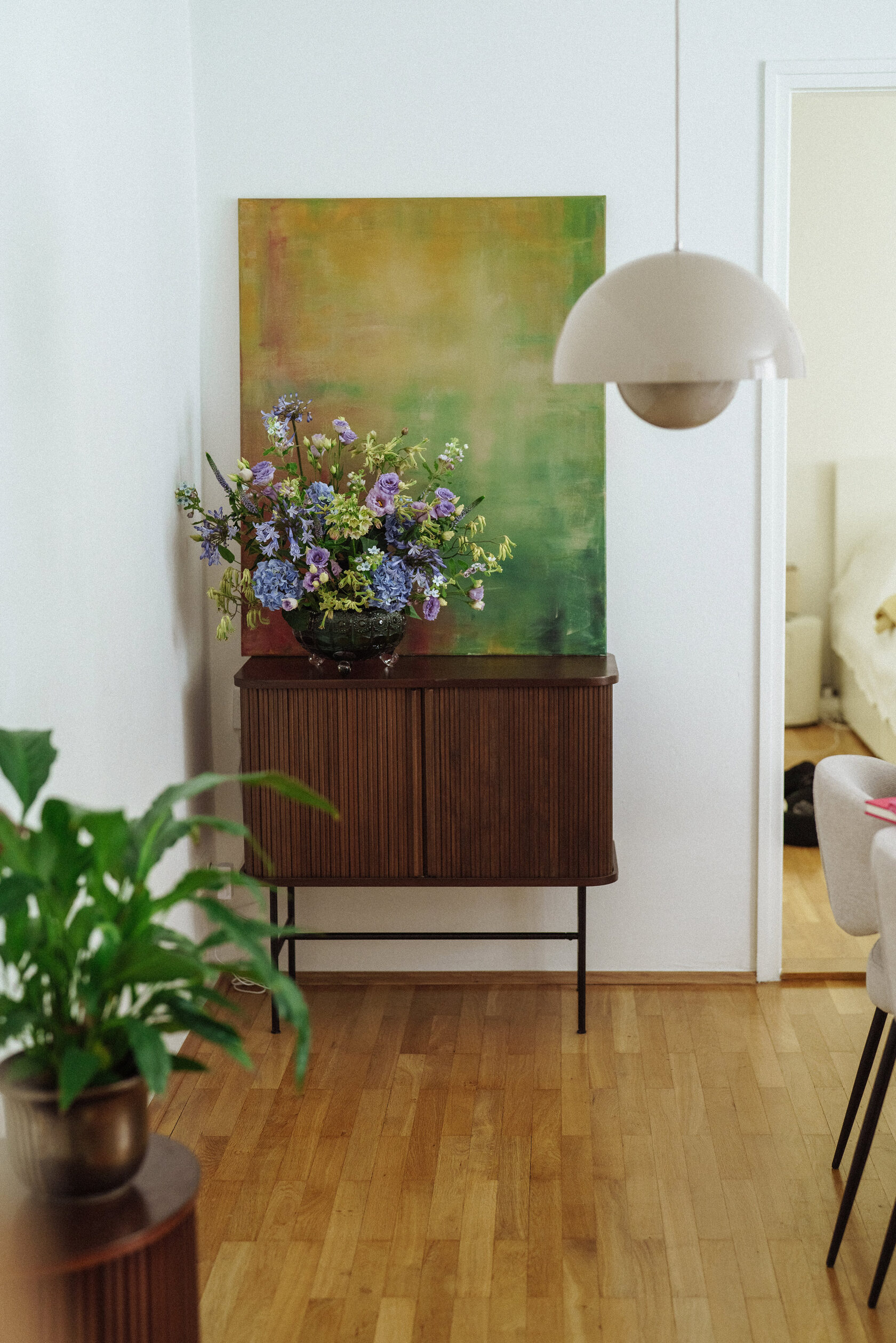 First alternative room composition