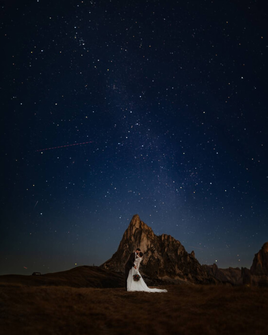 Romantic mountain wedding under the stars in Bavaria — adventurous nighttime elopement photography