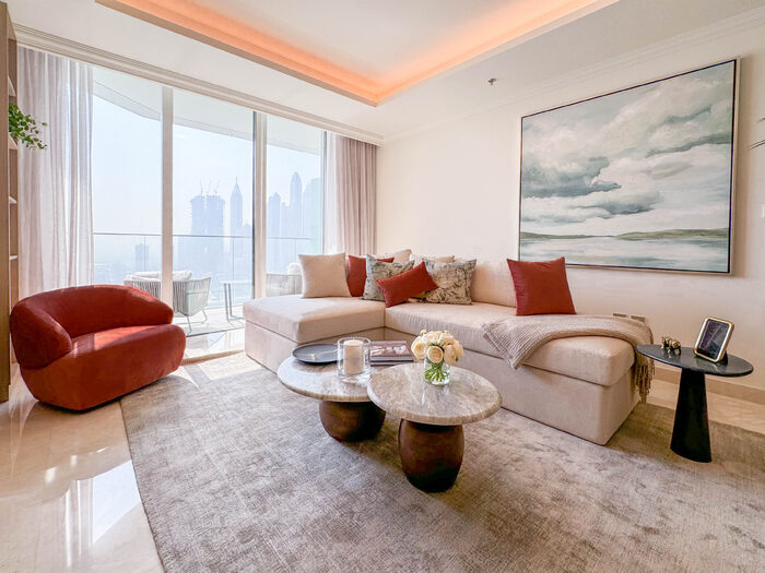 Warm Contemporary 2 Bedroom Apartment