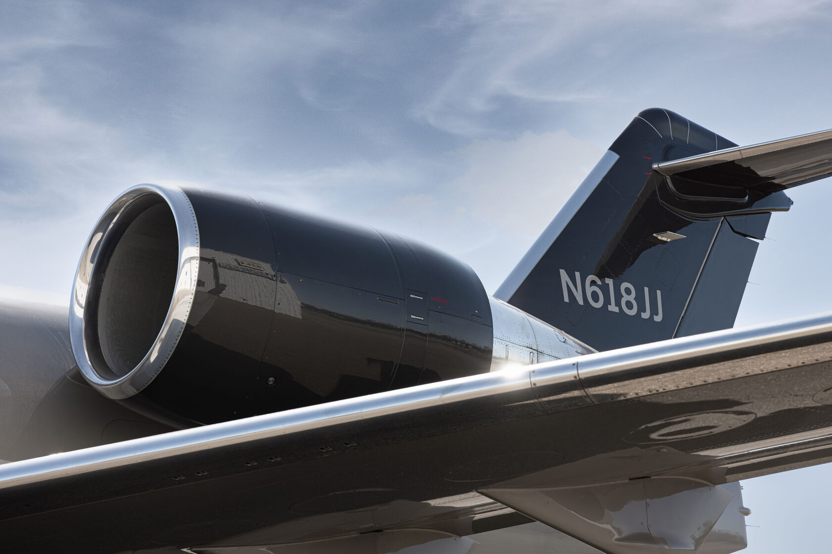 Challenger 604 N618JJ | Talon Air