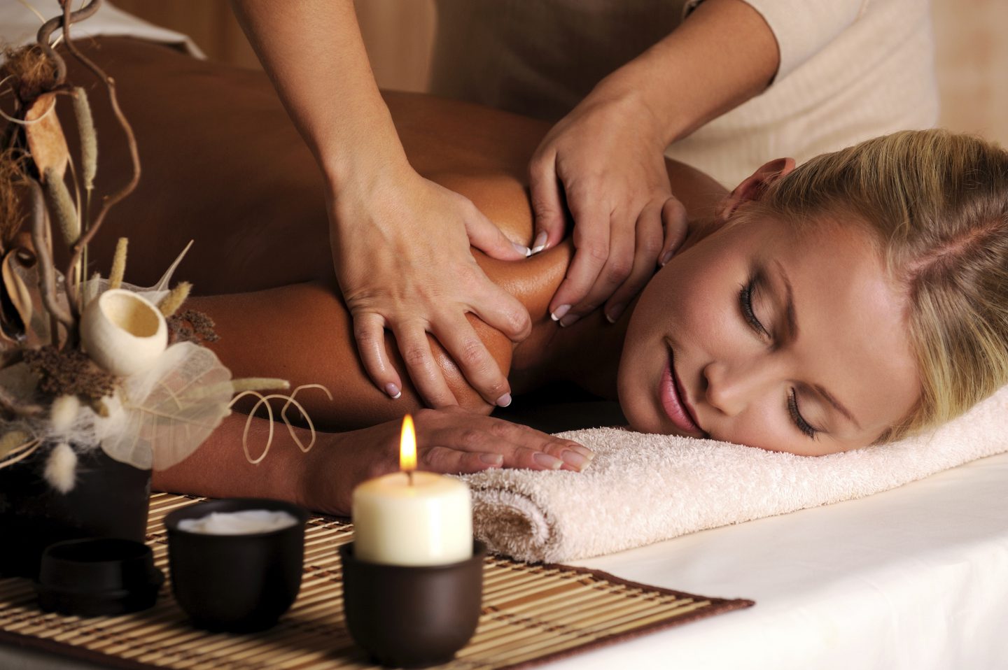 Relaxing massage therapy at TheraWave