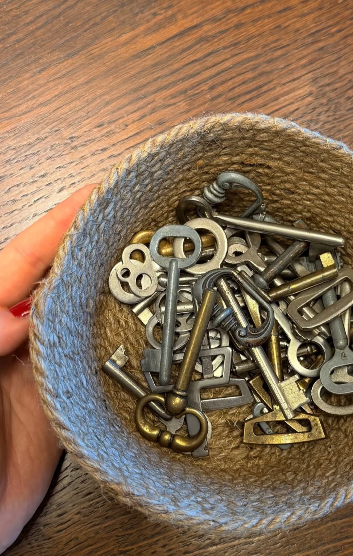 Vintage keys in a basket