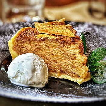 Apple pie with vanilla sauce – food delivery from DEPO Salsa Grill Restaurant Kyiv