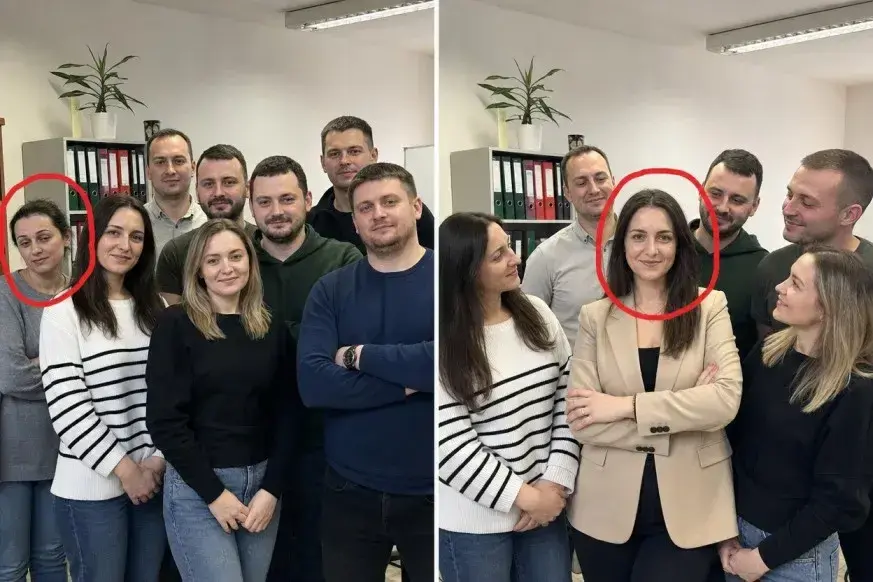 Втомлена жінка ввечері за ноутбуком