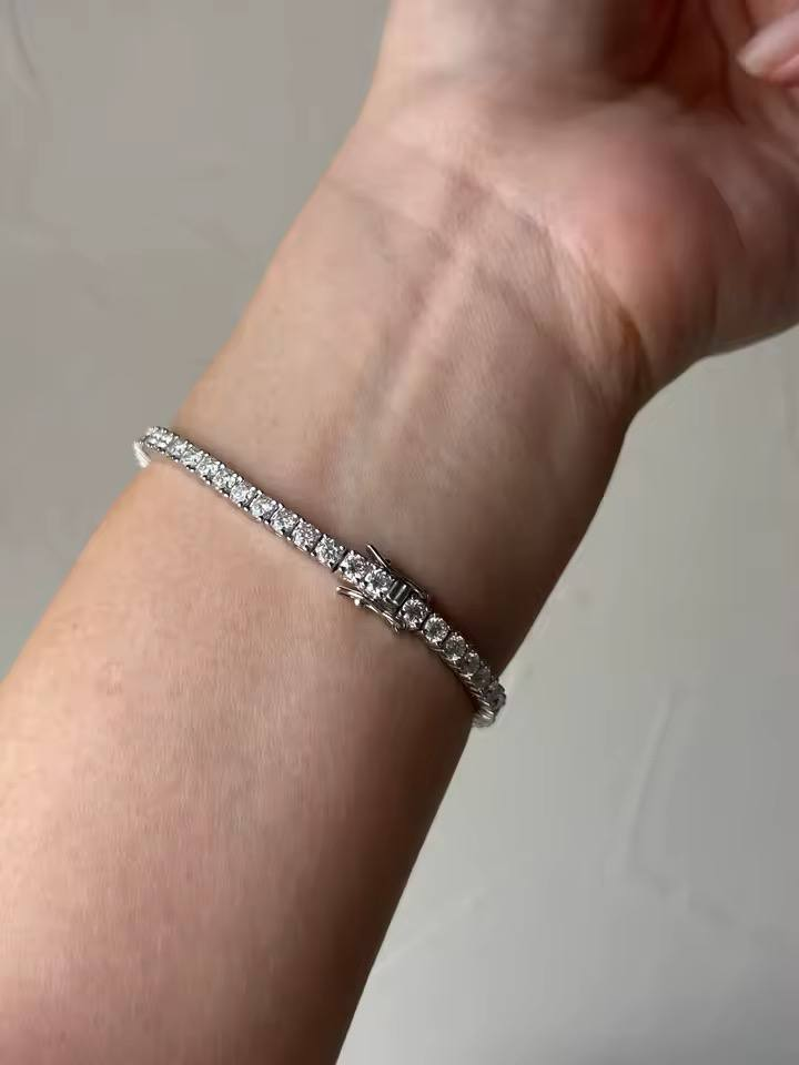 Tennis 3mm Chain VVS1 Silver 925 фото клієнта на шиї