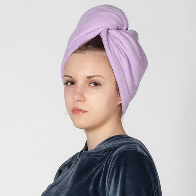 Кърпа за коса в приятен лилав цвят. Купи изгодно кърпи за коса - идея за подарък за жена на всяка възраст.