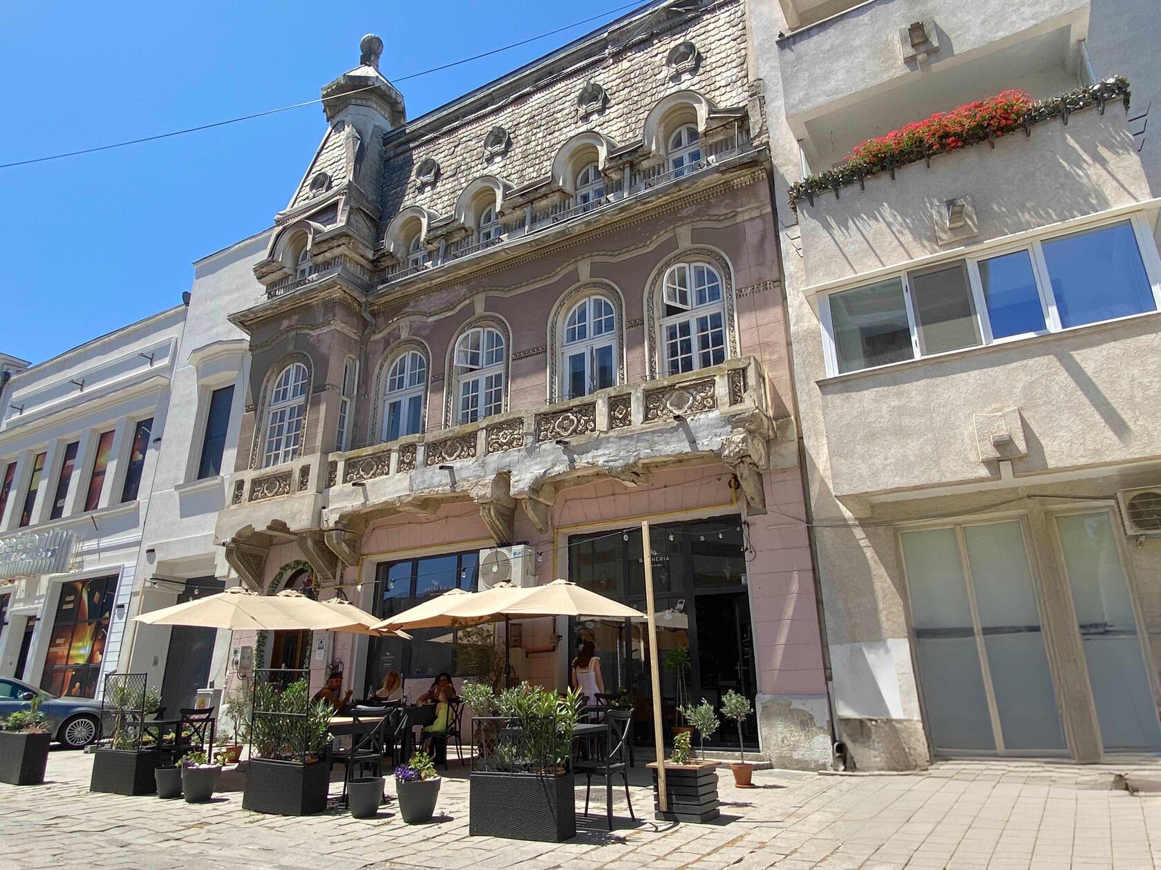 Zambaccian House