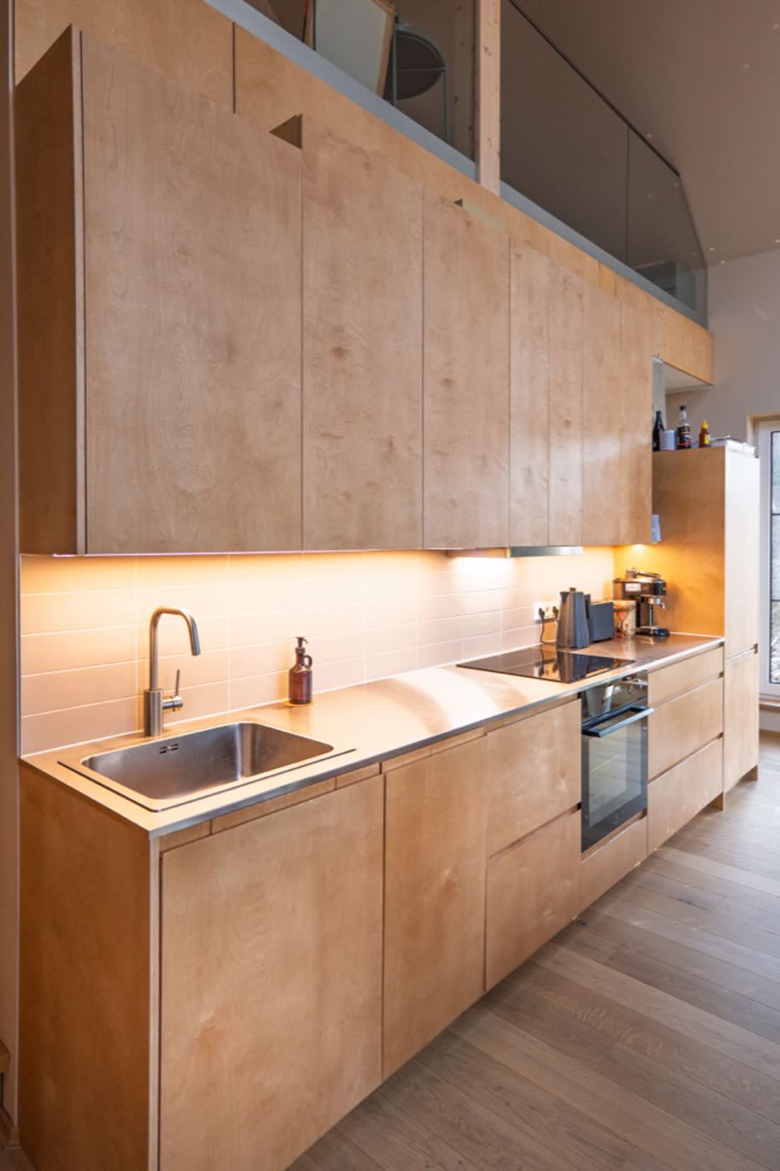 Kitchen worktop and lighting