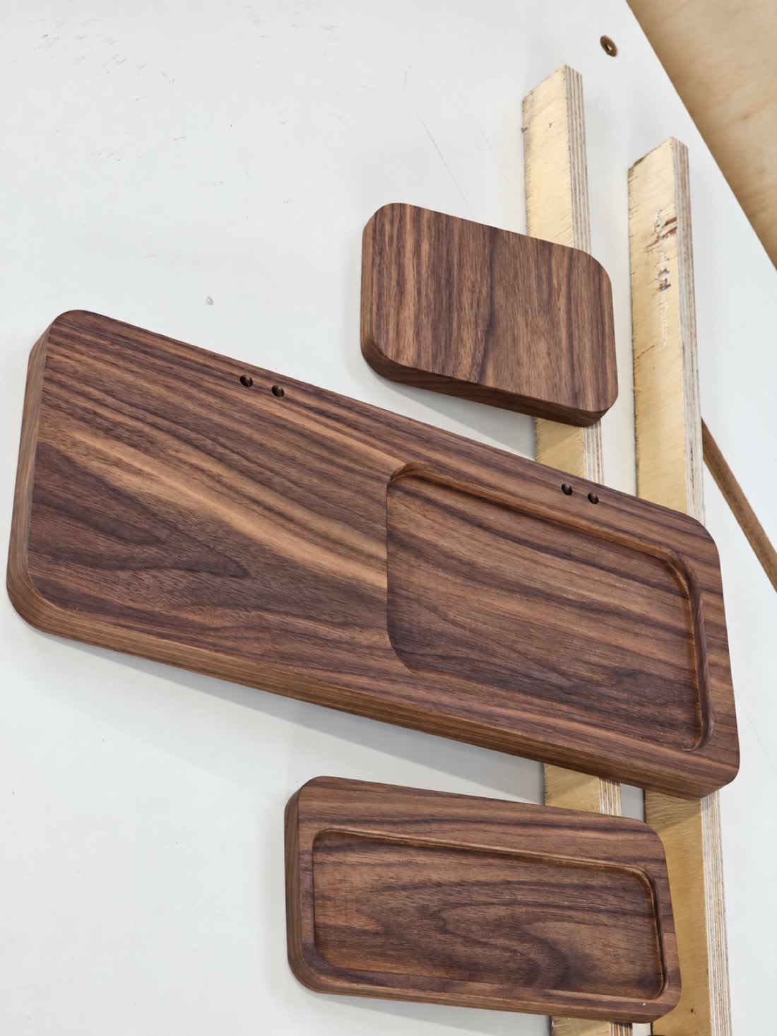 Serving trays