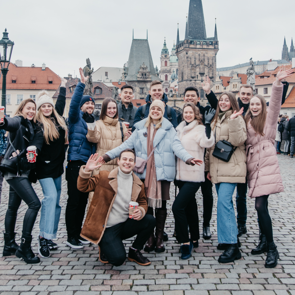 С языковыми курсами чешского языка от KOVER Вы точно поступите в университет мечты в самом центре Европы! 