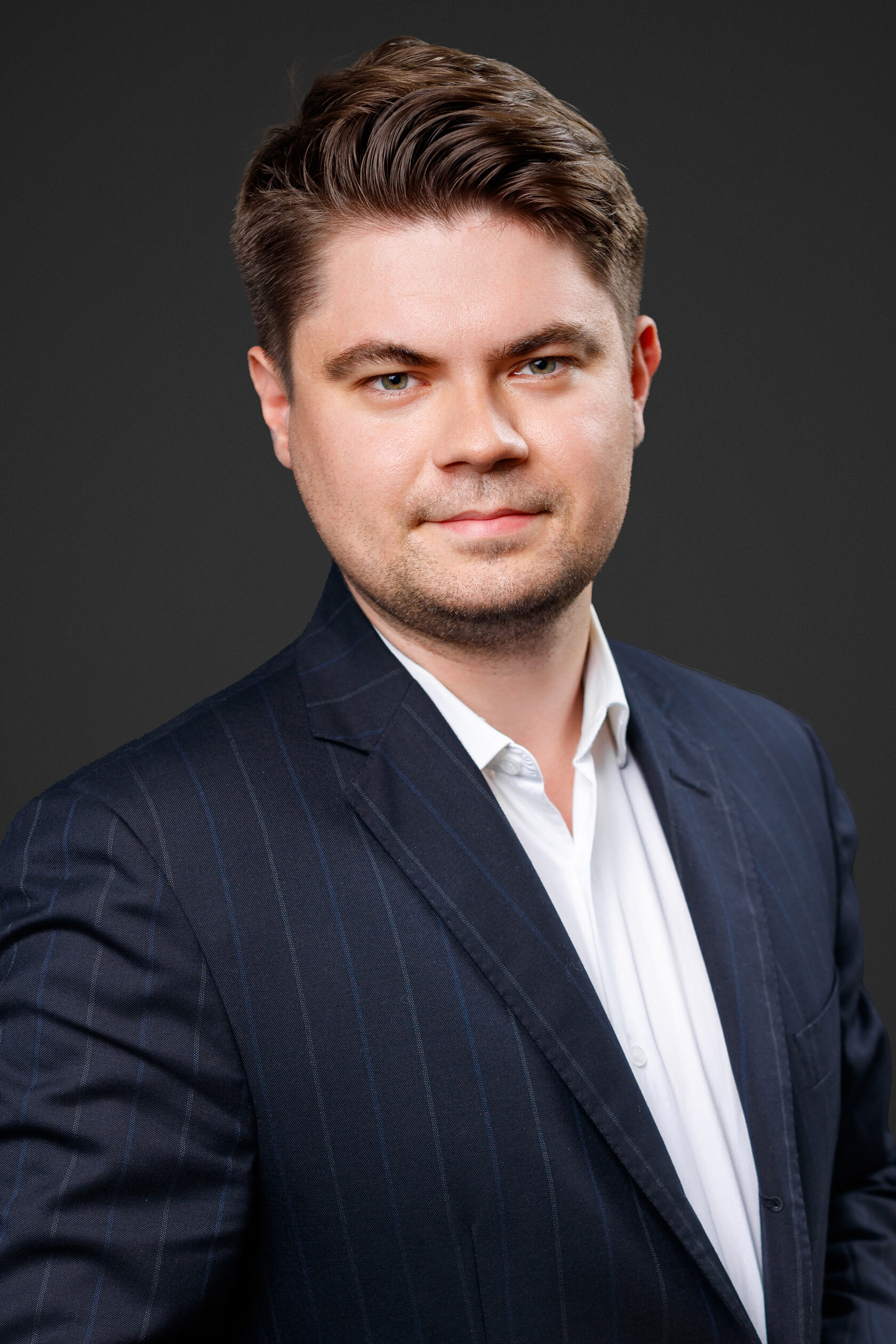 Артём Елистратов