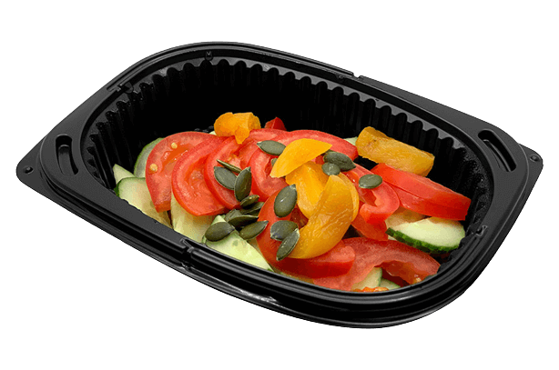Ensalada de verduras con pan crujiente y pipas