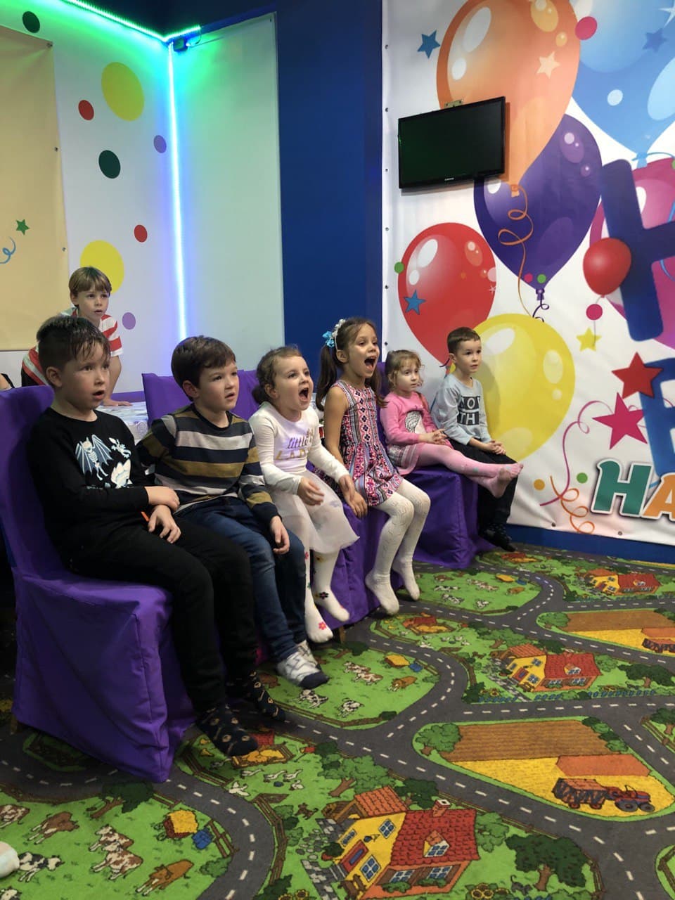Фото зі свята Happy Land