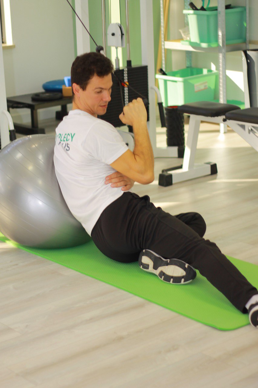 Zajęcia z kinezyterapii Pomogą Tobie: Wzmocnić gorset mięśniowyda Pozbyć się bólu pleców Przywrócić krążenie krwi Zmniejszyć stany zapalne 