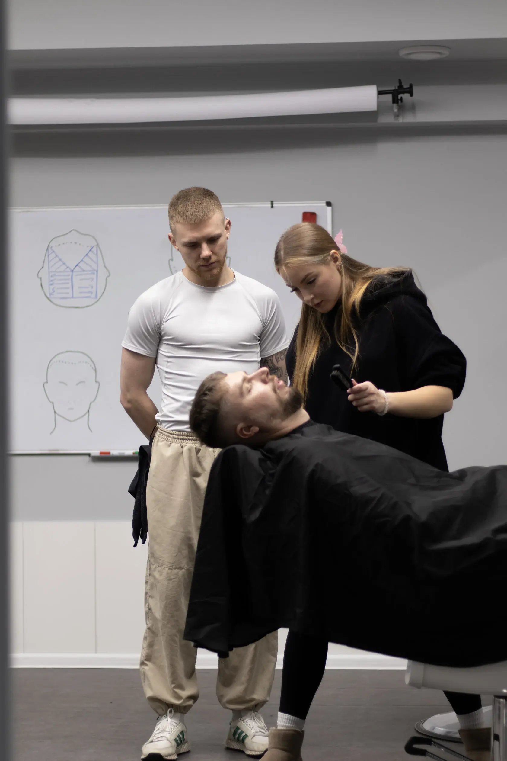 Академія барберів GOLIATH — заняття в майстерні