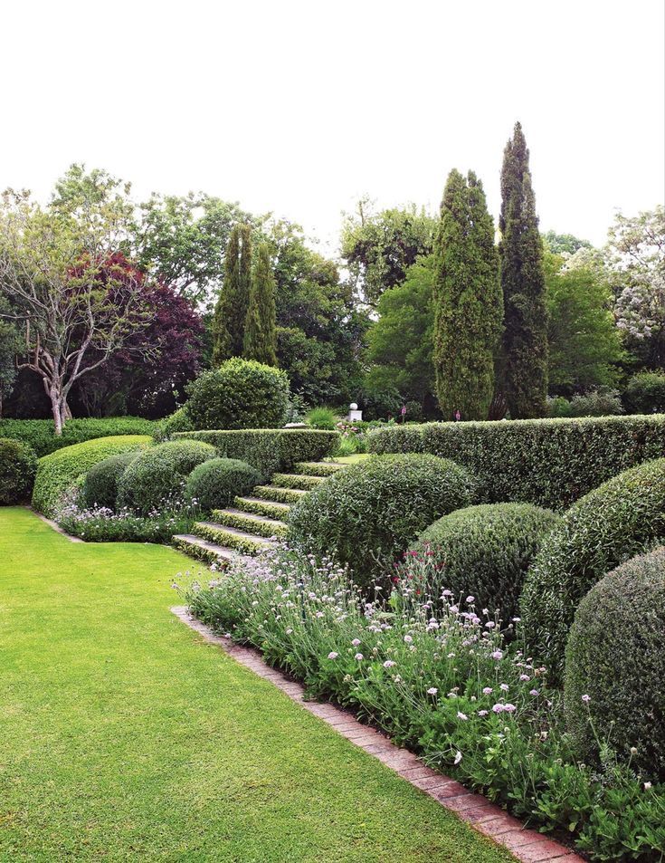 Spații verzi și peisagistică