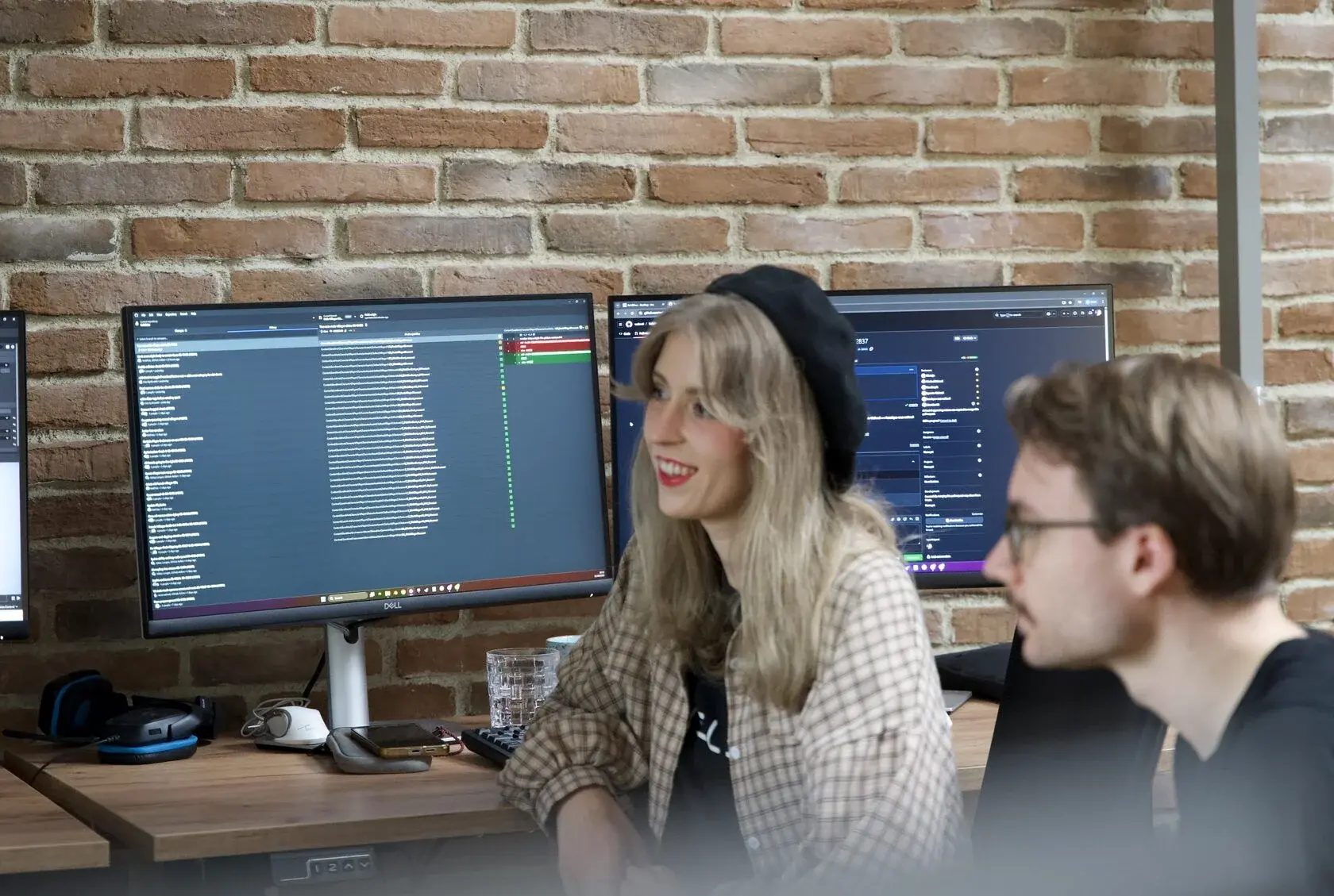 welevel team at desk