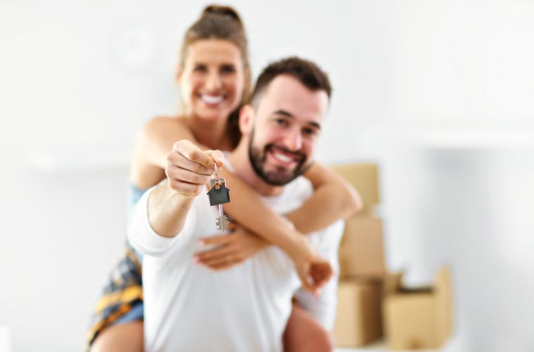 happy couple during cleaning services