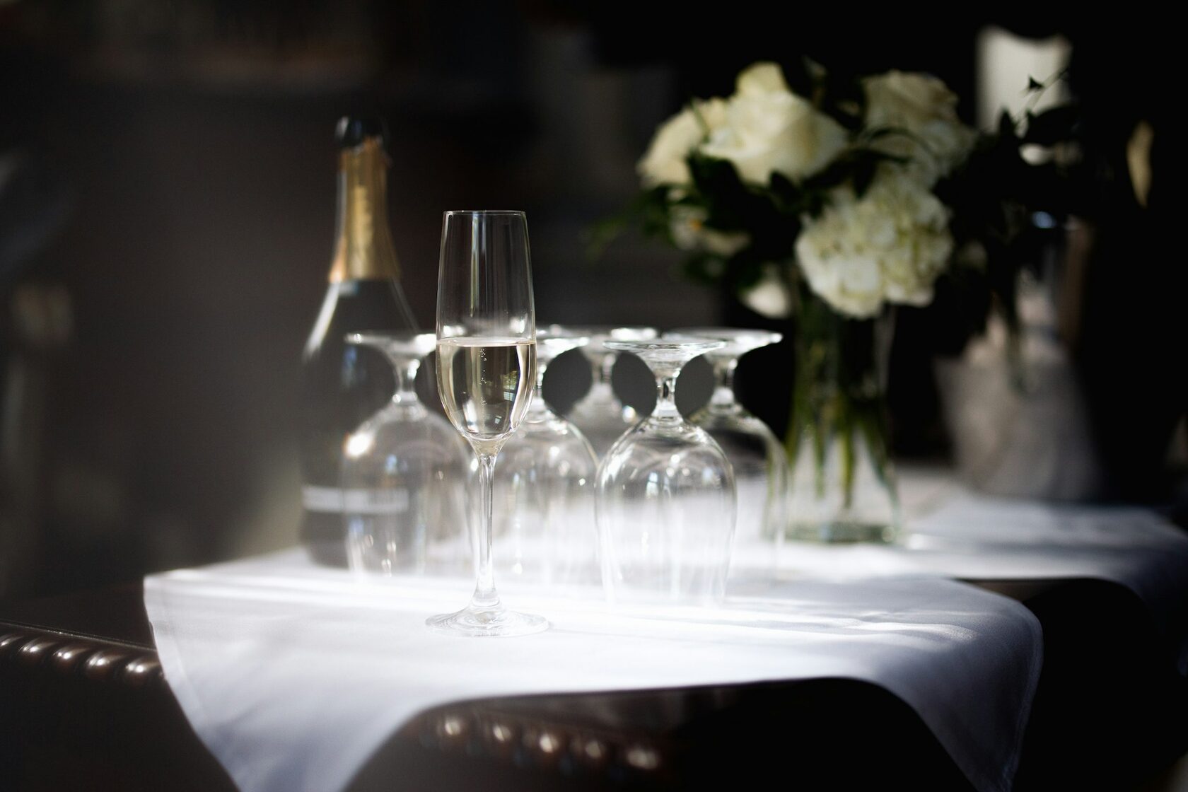 Fine dining tableware
